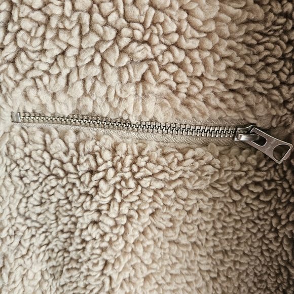 Aritzia Wilfred Free Tan Teddy Sherpa Long Sleeve Bomber Jacket Size XXS - Picture 9 of 16